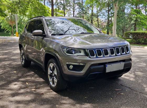 JEEP COMPASS 2.0 16V DIESEL LONGITUDE 4X4 AUTOMÁTICO JEEP COMPASS 2.0 16V DIESEL LONGITUDE 4X4 AUTOMÁTICO